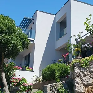 apartment-mirella-rabac.in-istria.net/